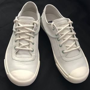 PATAGONIA Women’s Dawn Light Grey Sneakers Sz 8.5